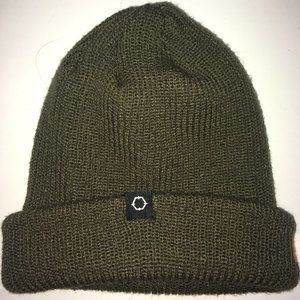 Empyre Zumiez hat